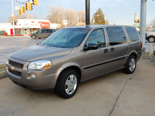 Product picture 2006 CHEVROLET UPLANDER OWNERS MANUAL DOWNLOAD